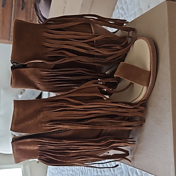 Koolabura fringe wedge sandals - Picture 4 of 13